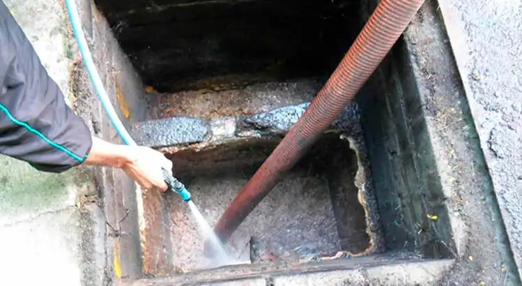 Limpeza caixa de gordura